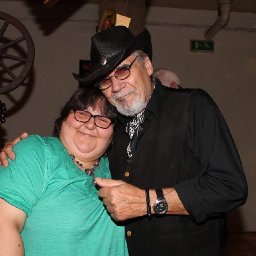 Carl Emroy und ich (1).jpg