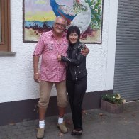 Gert mit S&auml;ngerin Rosi Karger im Vogelpark 