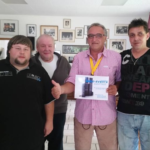 Auszeichnung f&uuml;r Moderatoren von TV Ludwigshafen Musikbox Live.