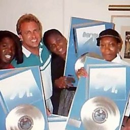 BoneyM_guinnessBook1989.jpg