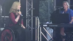 Sturmfl&uuml;gel Remastered live - aus unserem neuen Album: Das Licht im Schattenwald