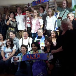 Stimmung mit Gert Emig " Der Odenwald Tiroler " Beim Oktoberfest in Niedernhausen